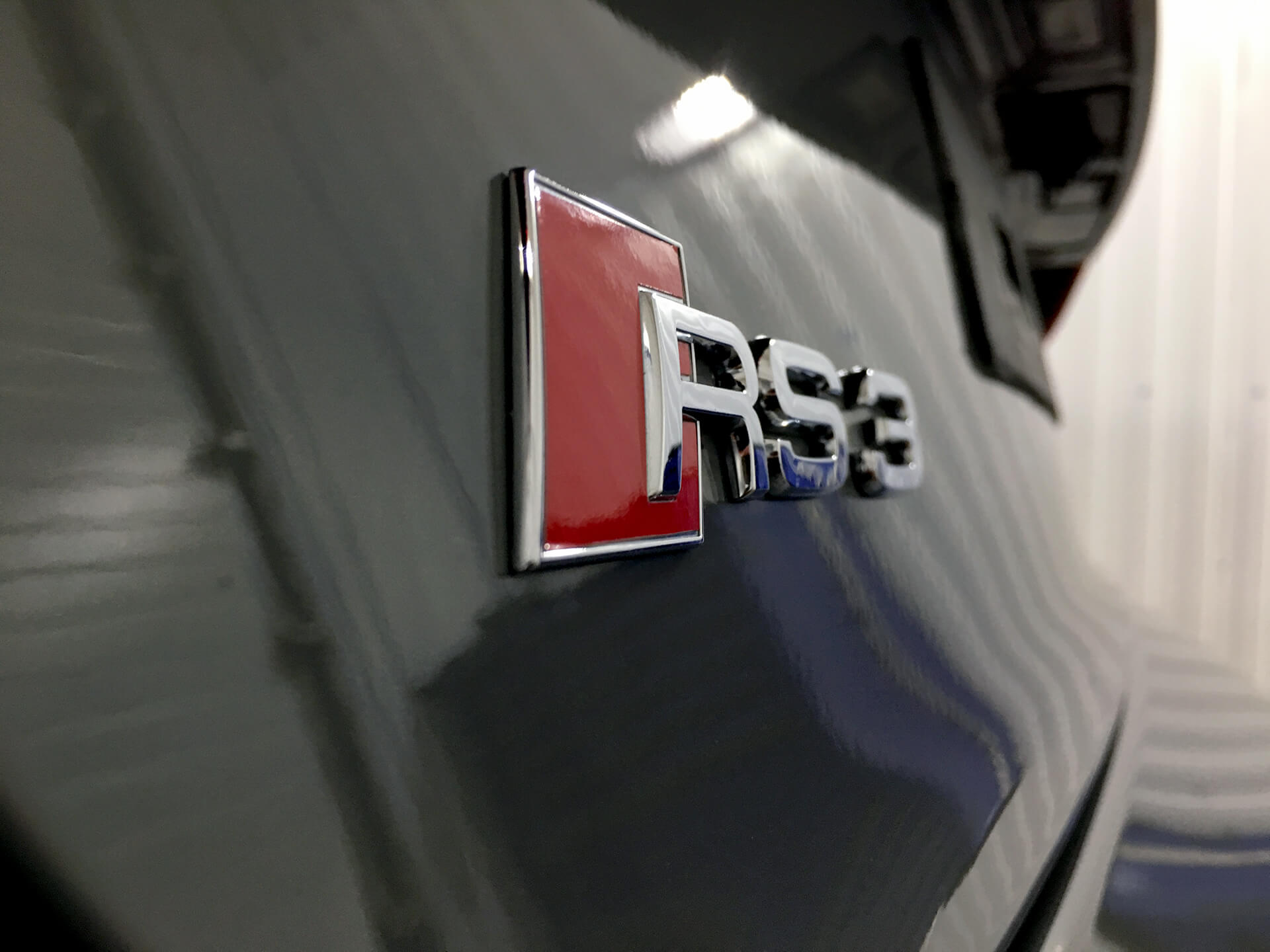 Полировка с покрытием керамическим составом Audi RS3